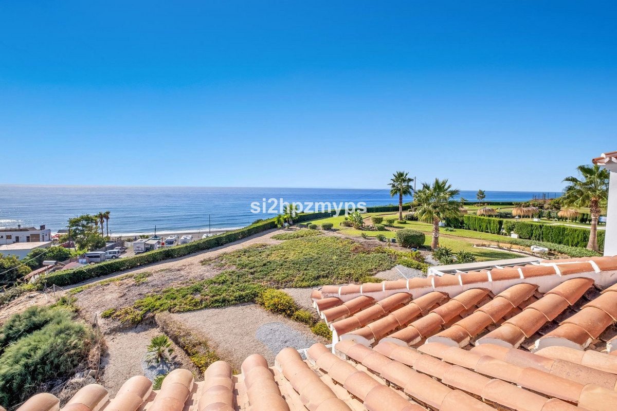 3 Bed Detached Villa in Torrox in Torrox — Detached Villa
