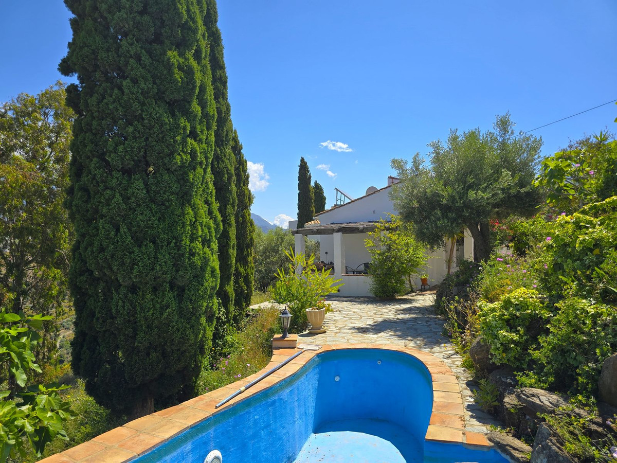 7 Bed Vrijstaande Villa in Torrox in Torrox, Vrijstaande Villa