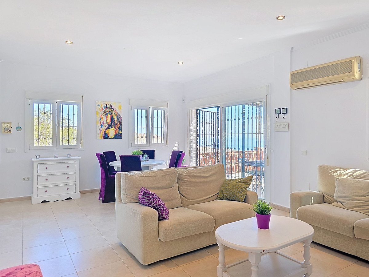 3 Bed فيلا مستقلة in Arenas في Arenas, فيلا منفصلة