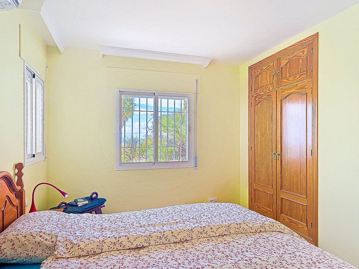 3 Bed Erillinen huvila in Arenas