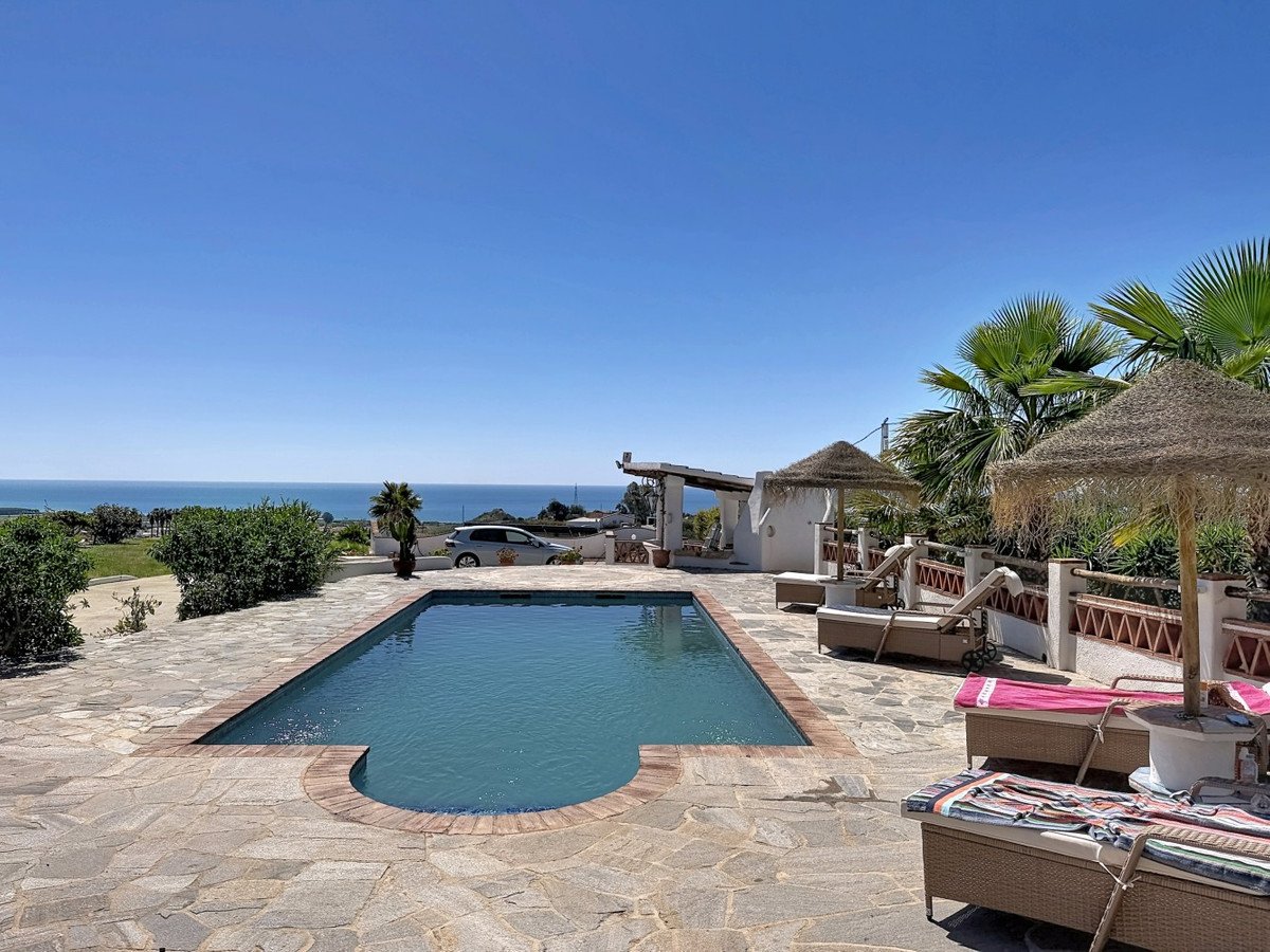 4 Bed Vrijstaande Villa in Vélez-Málaga in Vélez-Málaga, 