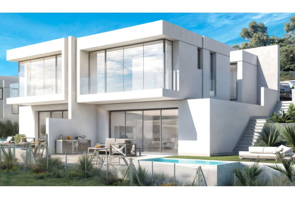 4 Bed منزل شبه منفصل in Vélez-Málaga في Vélez-Málaga, نصف منزل مستقل
