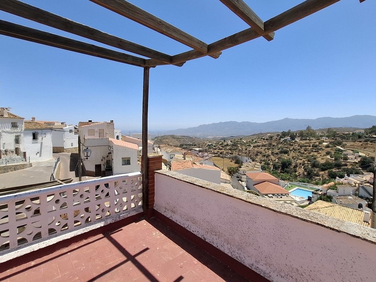 3 Bed Townhouse in Bedar in Bedar, Townhouse