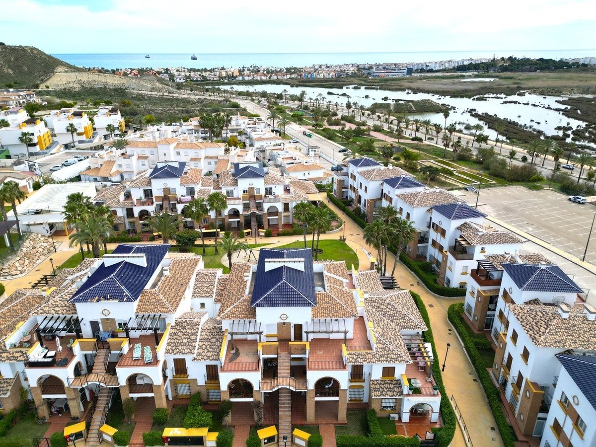2 Bed Pohjakerroksen huoneisto in Vera Playa kohteessa Vera Playa, Kerrostaloasunto