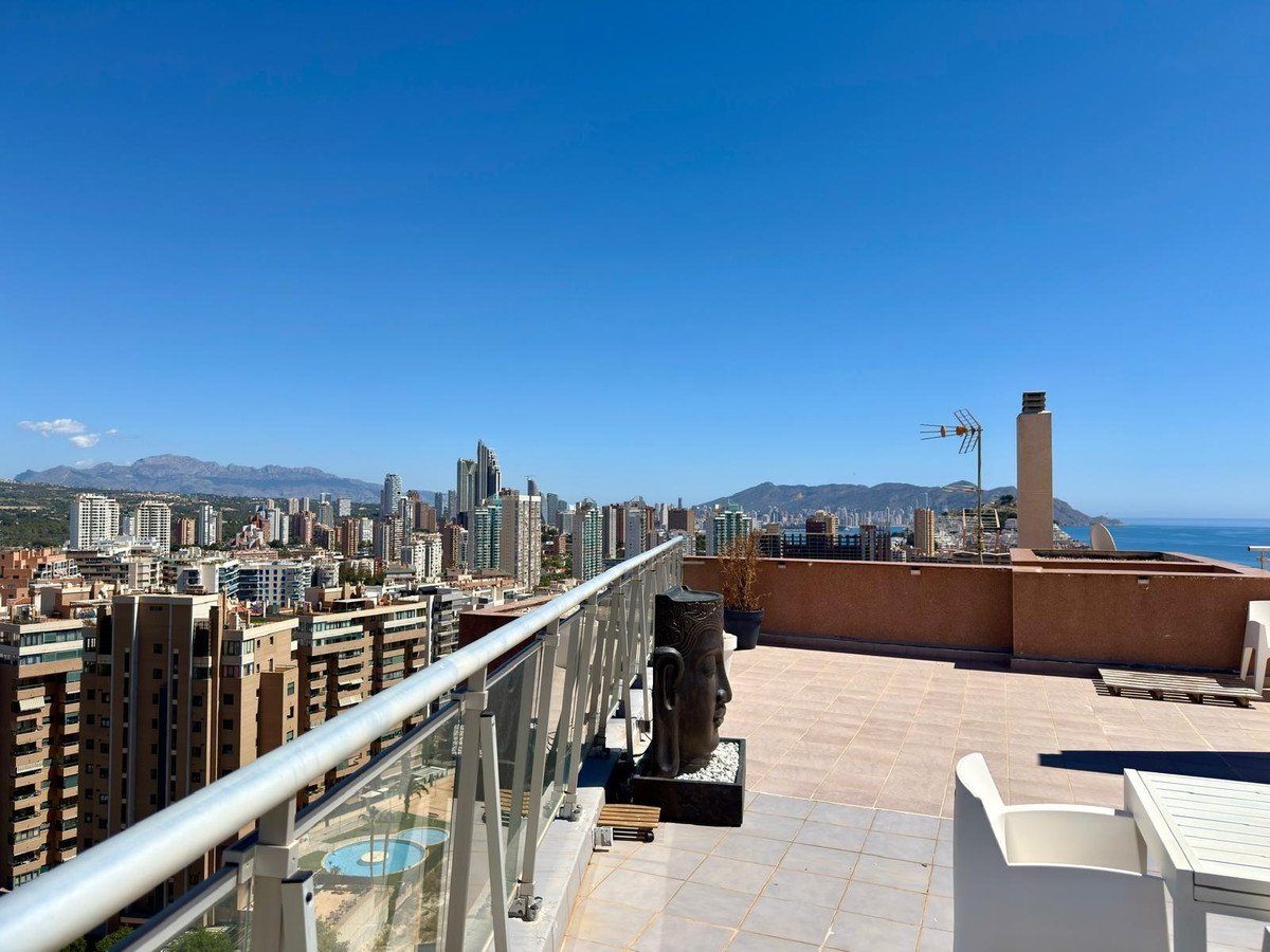 2 Bed Middle Floor Apartment in Villajoyosa in Villajoyosa, Apartment