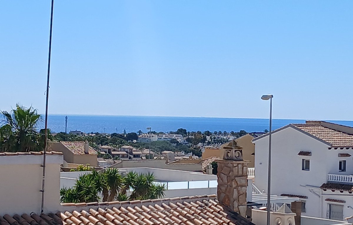 3 Bed Detached Villa in Villamartin in Villamartin, Detached Villa