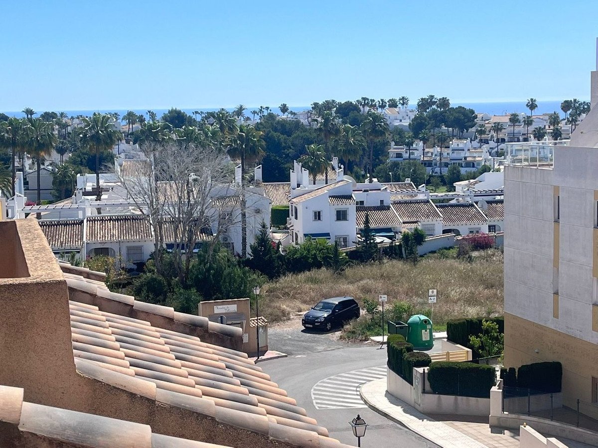 2 Bed Townhouse in Villamartin in Villamartin, Townhouse