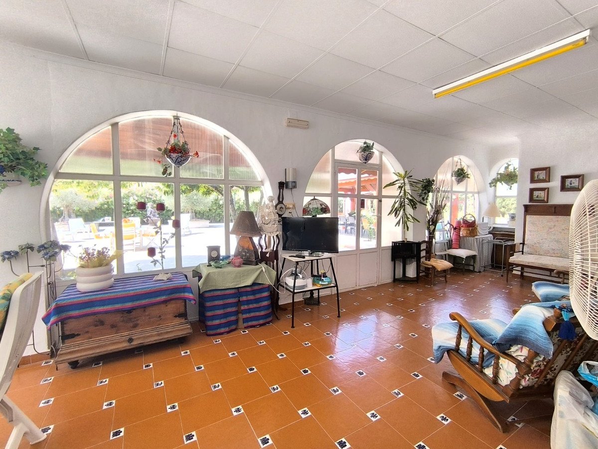 7 Bed Detached Villa in Villena in Villena, Detached Villa