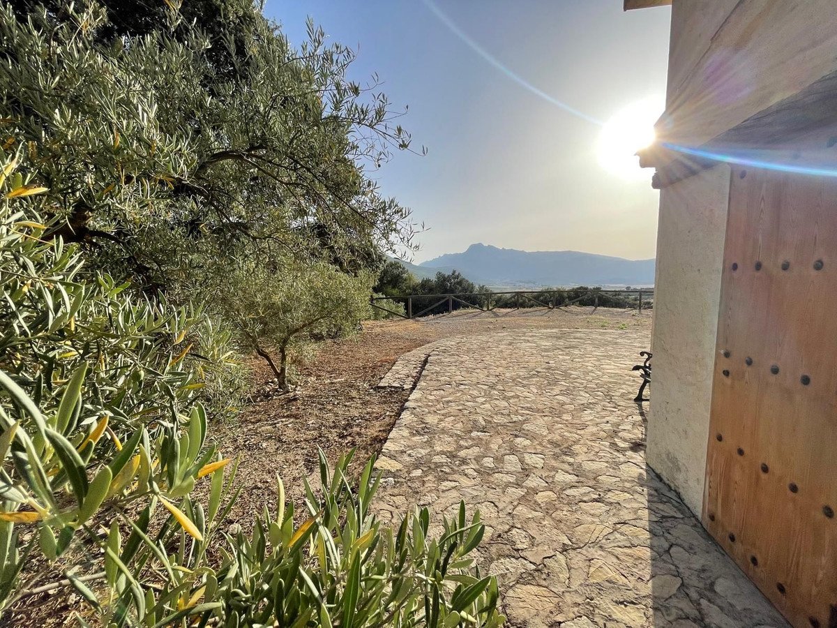 3 Bed Finca - Cortijo in Alfarnate in Alfarnate, Finca - Cortijo