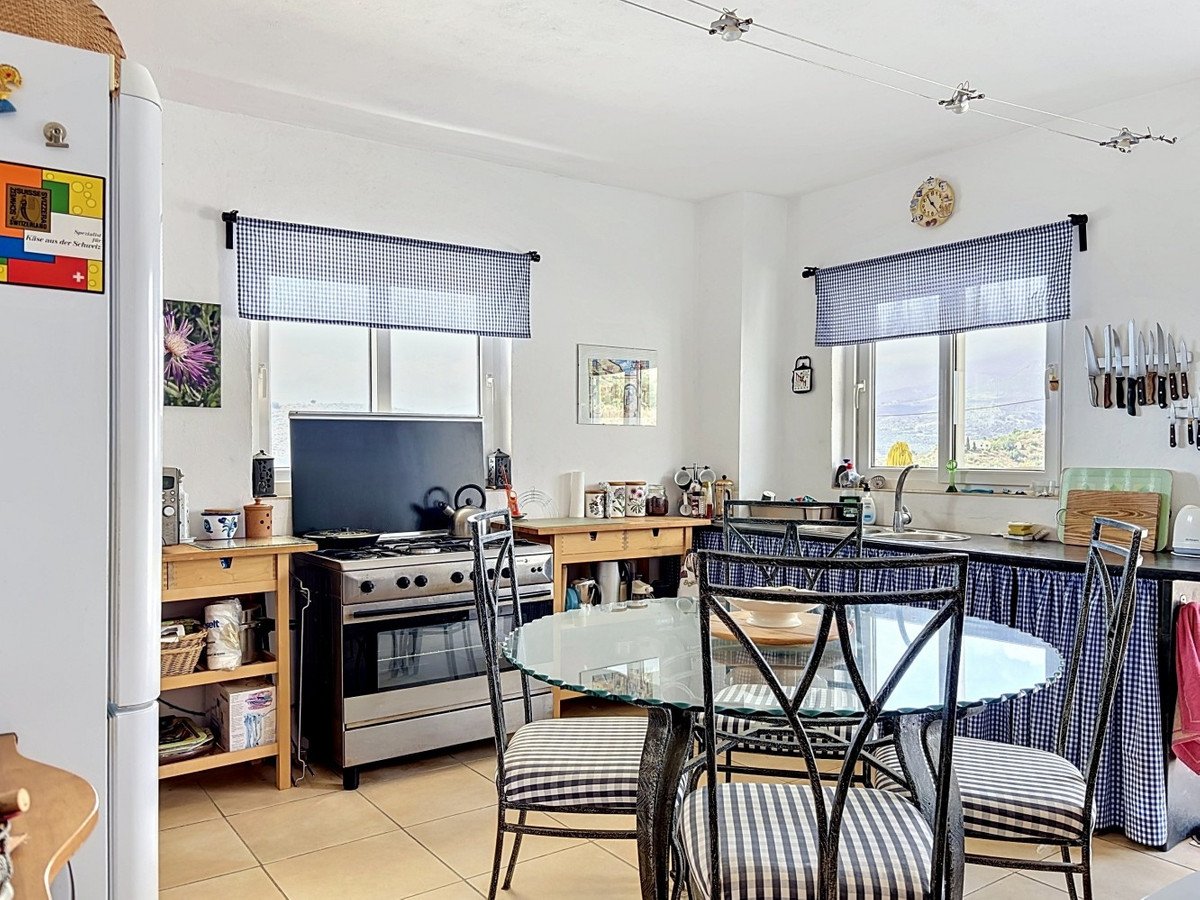 4 Bed Vrijstaande Villa in Canillas de Aceituno in Canillas de Aceituno, Vrijstaande villa