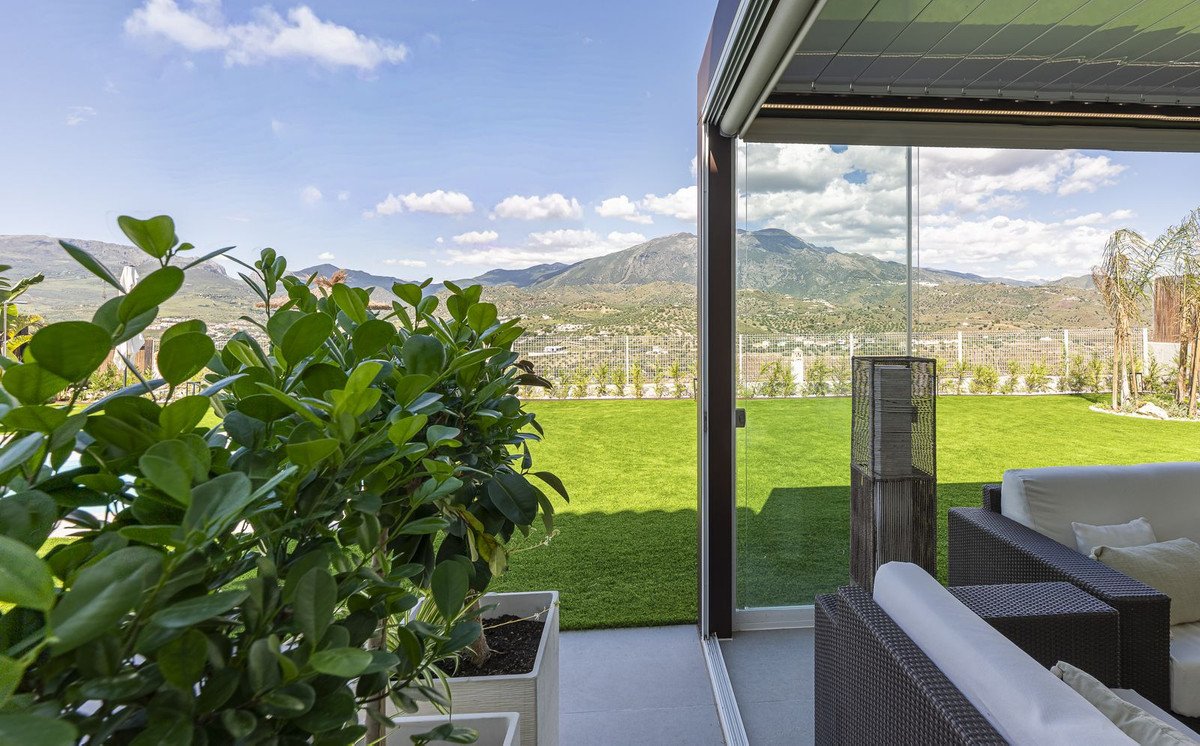 02 photo